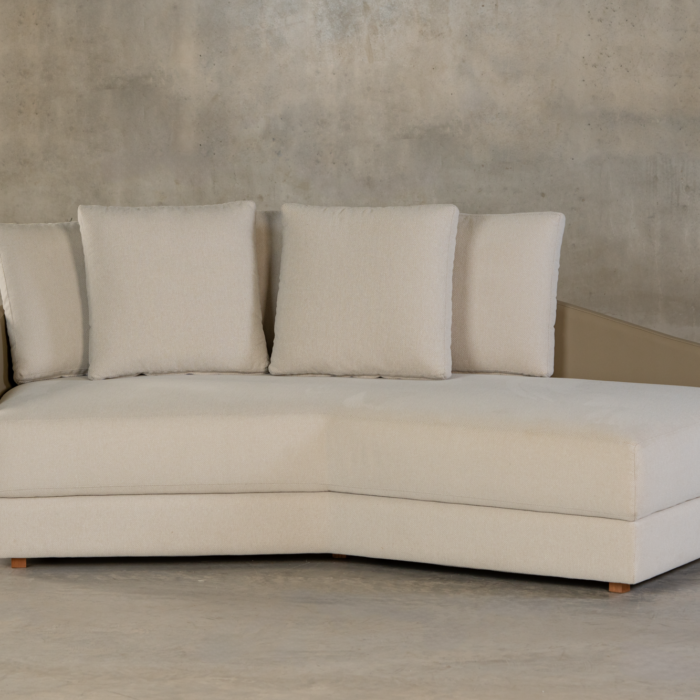 MELA Chaise with Arm