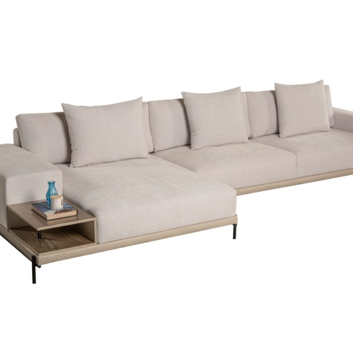 ZURI Chaise with Side Table