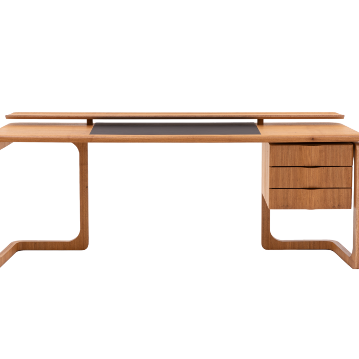 ECHO Desk