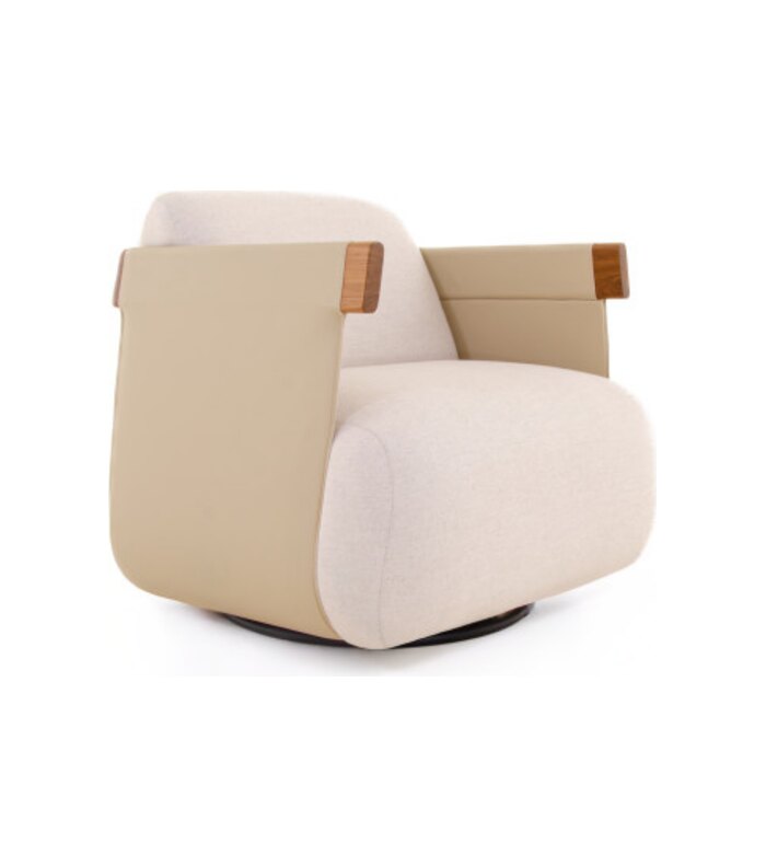 METRO Armchair